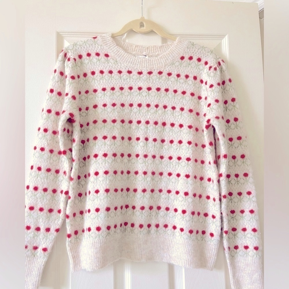 En Creme Cream Crewneck Sweater with Pink Dot Pattern